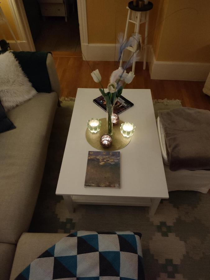 Apartamento Den Unika Sekelskiftsvaningen. Norrtälje Exterior foto